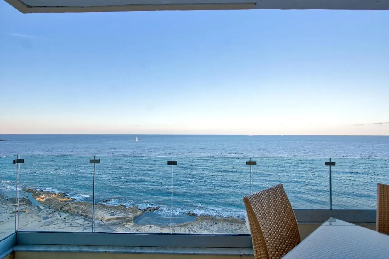 Spacious Seafront 3Br, Sliema Near Beach, Ac Wifi By 360 Estates 0*,
