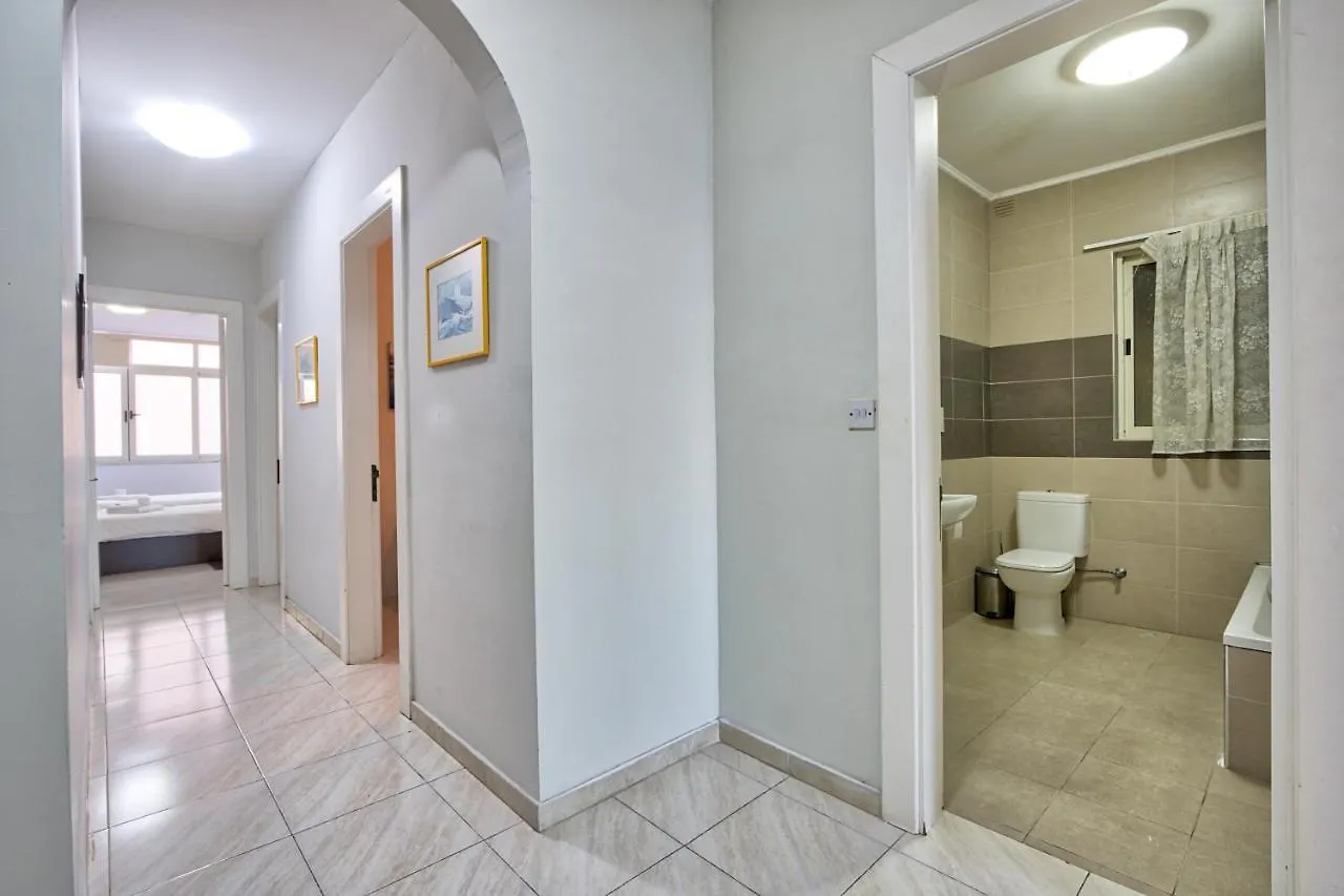 Spacious Seafront 3Br, Sliema Near Beach, Ac Wifi By 360 Estates