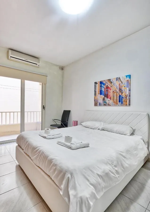 Apartment Spacious Seafront 3Br, Sliema Near Beach, Ac Wifi By 360 Estates