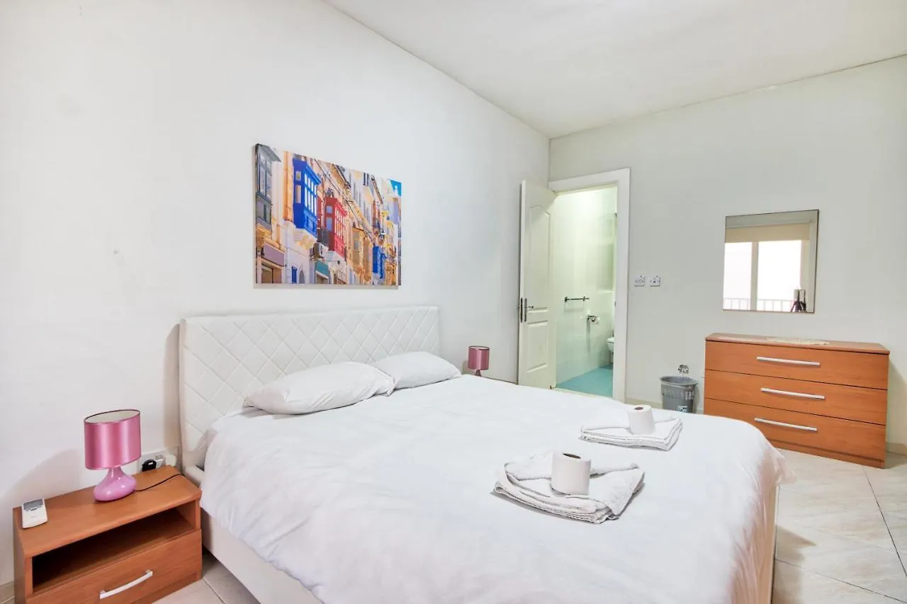 Apartment Spacious Seafront 3Br, Sliema Near Beach, Ac Wifi By 360 Estates